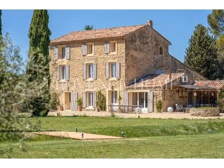 à vendre authentique mas du xixème siecle renove avec piscine et vue mont ventoux  proche.