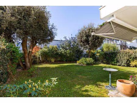 batz sur mer - côte sauvage - t3 avec jardin - garage et parking