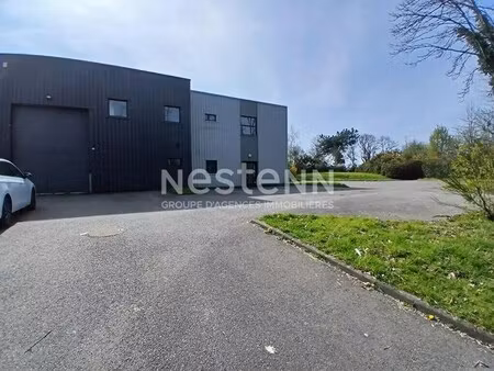 location local d'activités 279 m²