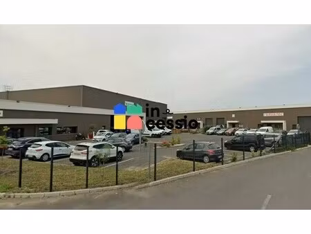 location local d'activités 1 000 m²