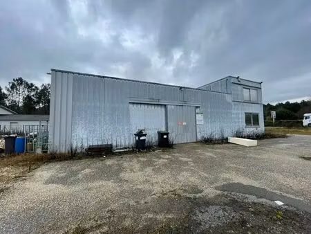 location local d’activités saint jean d illac 33127 330m²
