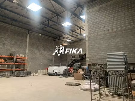 vente local d'activités 1 217 m²