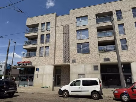 nieuwbouwappartement met 1 slaapkamer en terras