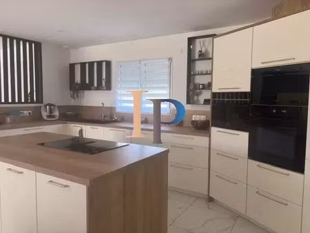 villa contemporaine avec logement independant