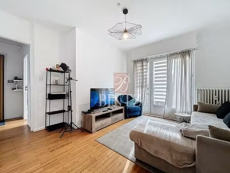 appartement 4 pièces avec cave et parking