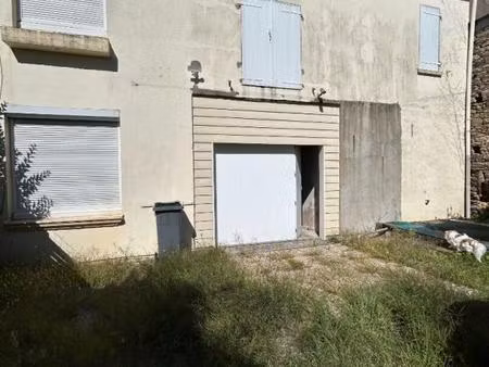 maison de ville proche de toutes commodités 72 m²