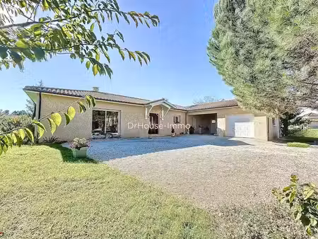 vente maison 4 pièces 130 m² à varennes (24150)  325 000 €