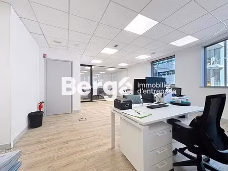 location bureaux 62 m²