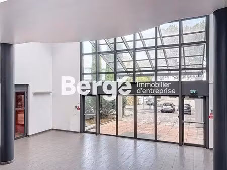 location bureaux 533 m²