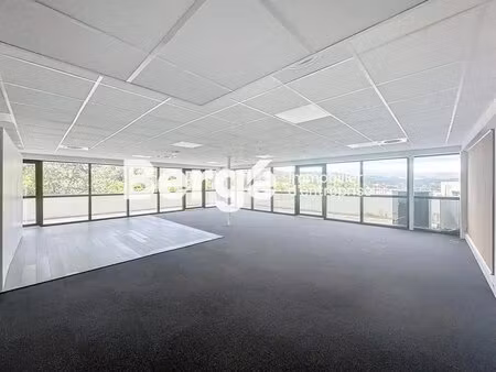 location bureaux 105 m²