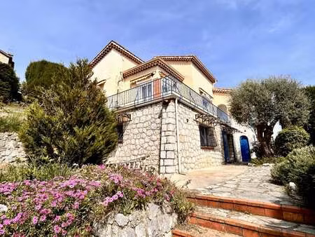 vente maison à vence (06140) : à vendre / 145m² vence