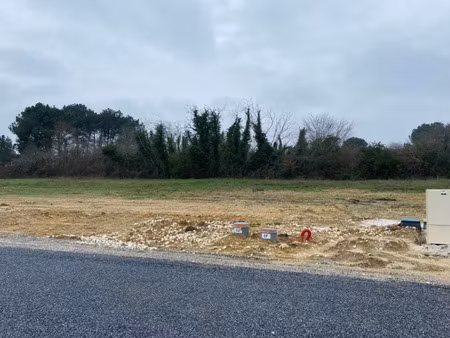vente terrain 650 m² saint-selve (33650)