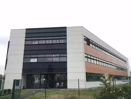 location bureaux 218 m²