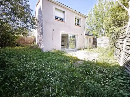 maison mitoyenne t4 de 94m2 avec jardin