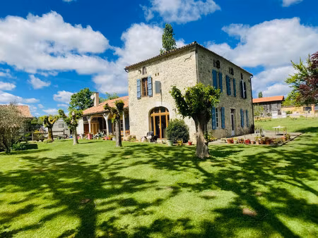 maison à vendre à sainte-maure-de-peyriac (47170) - lot-et-garonne