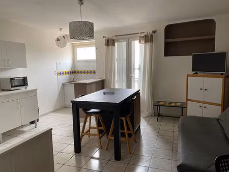 location appartement 1 pièce  31.60m²  bédarieux