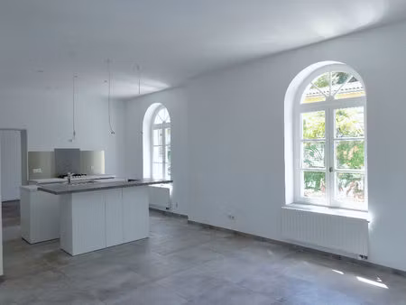 location appartement 3 pièces  67.71m²  sète