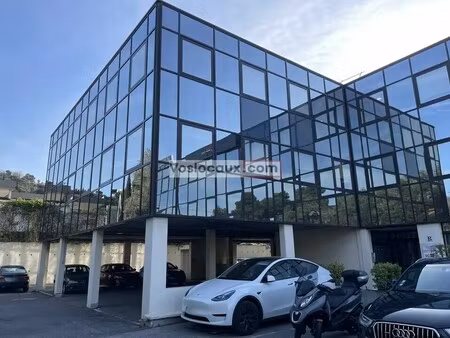location bureaux 219 m²