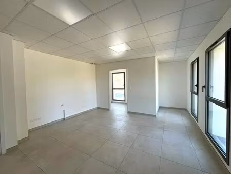 location bureaux 27 m²