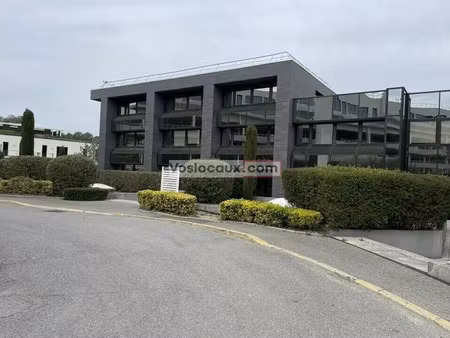 location bureaux 130 m²