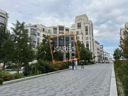 location local professionnel 507m² chessy 77700