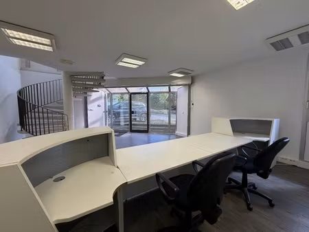 location local professionnel 514m² palaiseau 91120