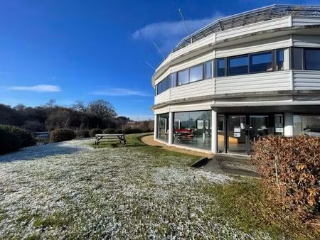 location local d’activités vannes 56000 11m² à 194m²