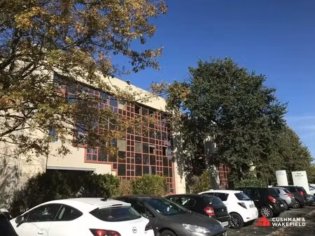 location bureaux 459 m² à 1 248 m²