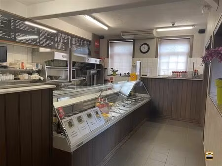 commercieel te koop in tongeren-borgloon met 2 slaapkamers