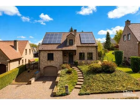 huis te koop in sint-pieters-leeuw met 5 slaapkamers