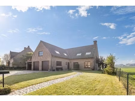 huis te koop in pajottegem met 5 slaapkamers