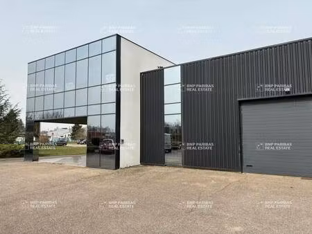 local d'activités à vendre