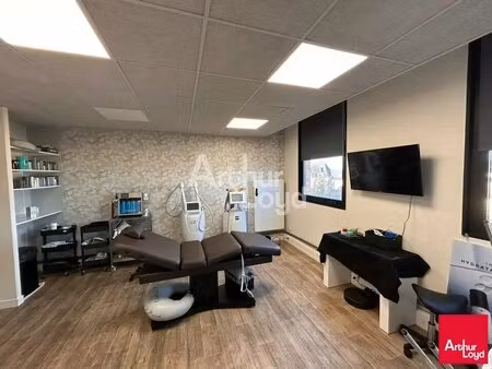 vente bureaux 61 m²