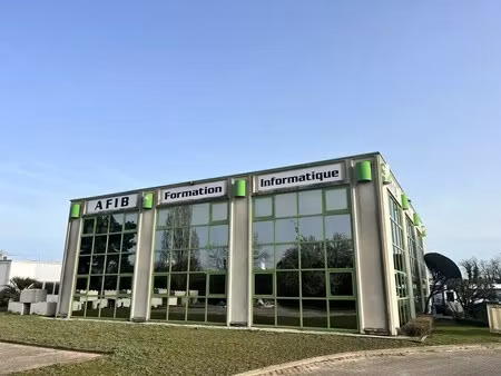 vente bureaux 684 m²