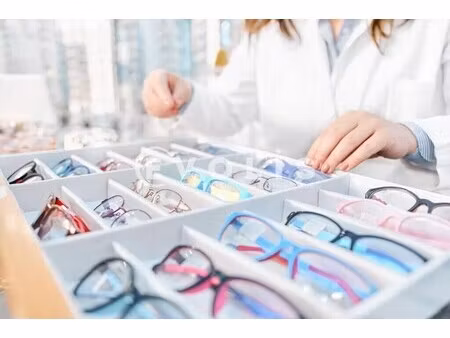 location commerce 128 m²