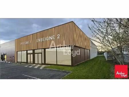 location commerce vineuil 41350 290m²