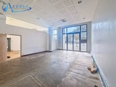 location commerce nice 06300 300m²