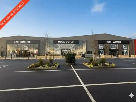 location commerce pessac 33600 861m² à 3027m²