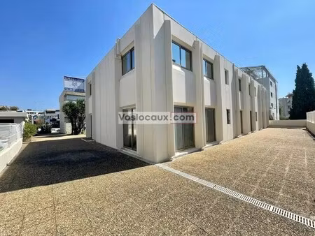 location commerce 120 m² à 960 m²