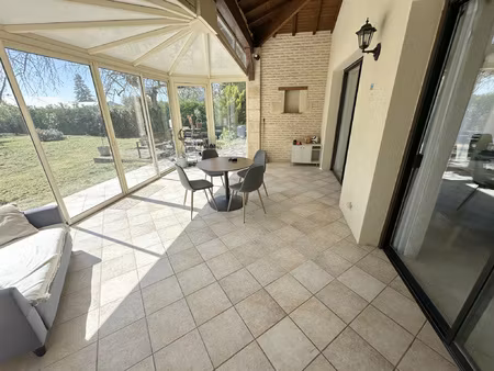 maison de plain pied renovee 132m 2 avec jardin et verranda