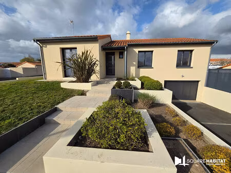 maulevrier - pavillon indépendant de 117 m² avec 4 ch  sous-sol total et jardin clos !