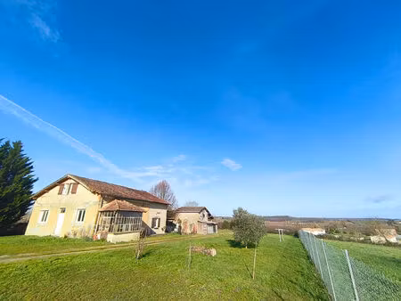 maison à cancon de 5 chambres avec dépendances