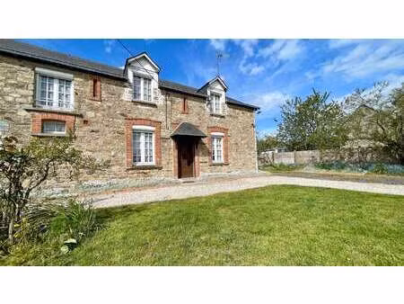 vente maison à aron (53440) : à vendre / 91m² aron