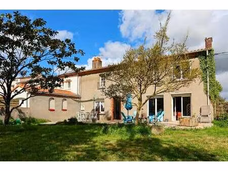 vente maison à mouzillon (44330) : à vendre / 150m² mouzillon