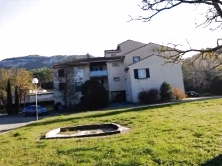 bollene - appartement type avec garage