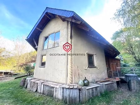 havre écologique esprit loft avec terrain et source