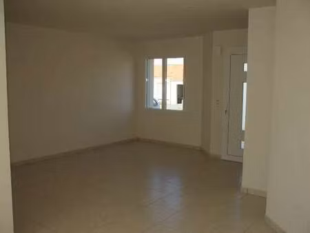 location maison aux herbiers (85500) : à louer / 96m² les herbiers