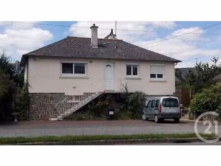 location maison à argentré-du-plessis (35370) : à louer / 120m² argentré-du-plessis