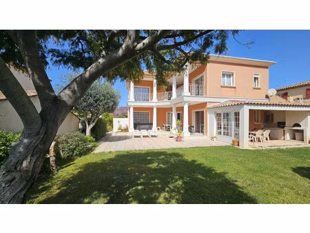 vente maison saint-cyr-sur-mer (83270) - - surface privée