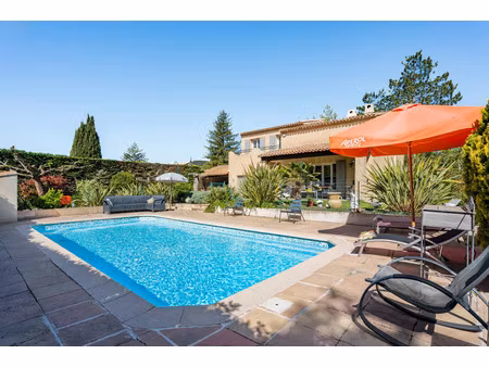 vente maison 5 pièces 144m2 saint-zacharie 83640 - 649000 € - surface privée